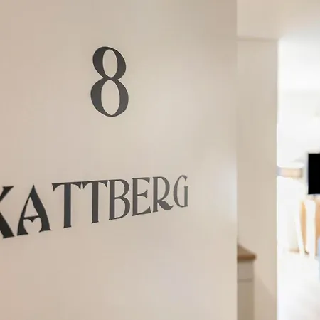 Kattberg 8 *